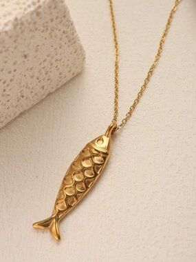Coastal Gold Fish Pendant Necklace